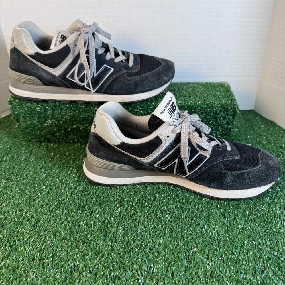 New Balance 574 Core Mens Sneakers Black Grey Suede Mesh ML574EVB Size 7.5